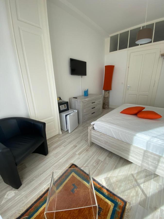 B&B Guest House Du Lac Montreux Bagian luar foto