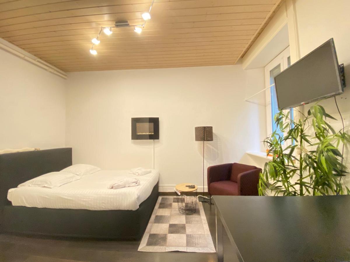 B&B Guest House Du Lac Montreux Bagian luar foto