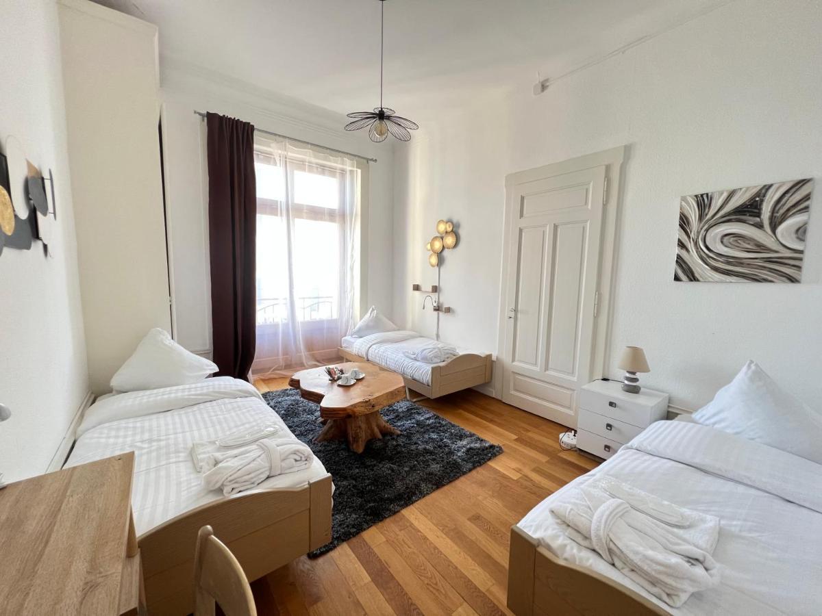 B&B Guest House Du Lac Montreux Bagian luar foto