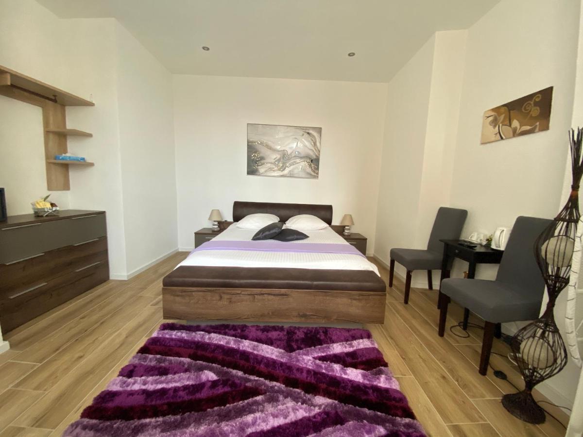 B&B Guest House Du Lac Montreux Bagian luar foto